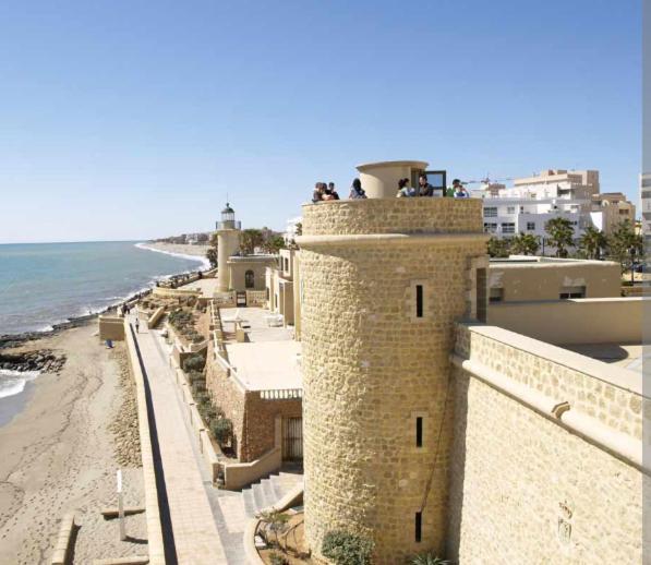 דירות Vícar Atico Con Vistas Al Mar מראה חיצוני תמונה